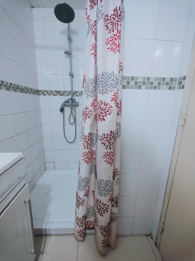 Hostel La Parisienne Stains Zewnętrze zdjęcie